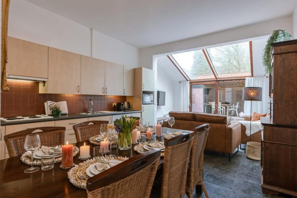Huswell - Charming Town-House In The Center Of Bruges Villa Exteriör bild